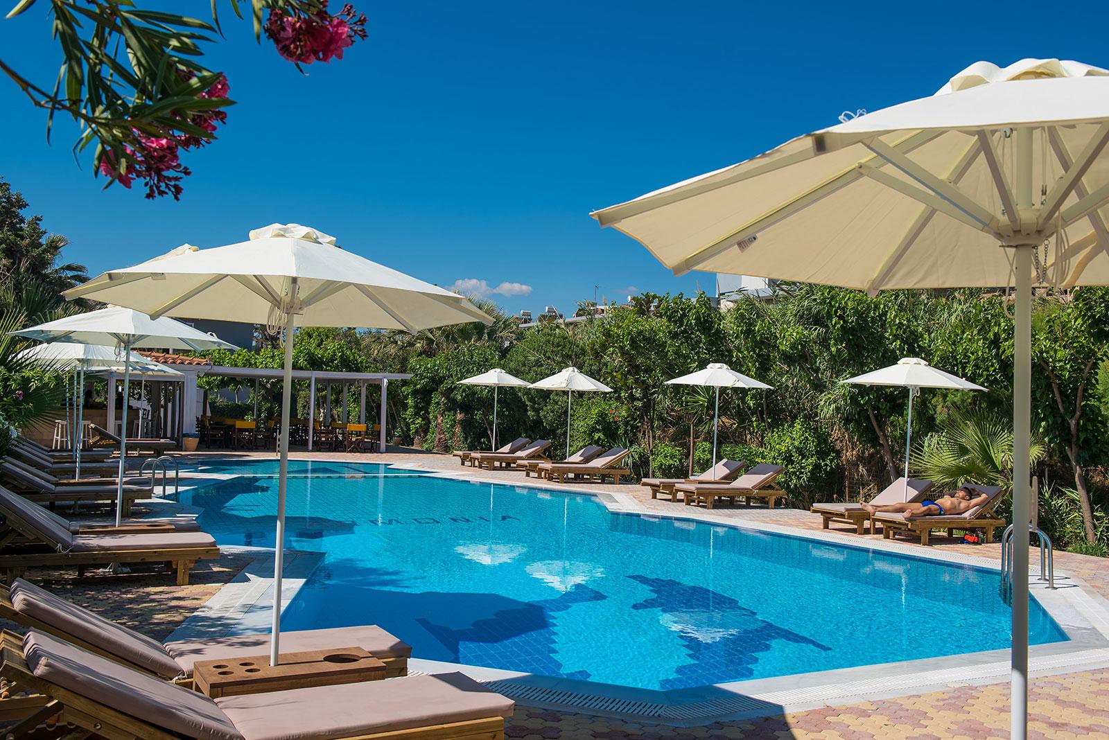 Enorme Armonia Beach (Adults Only) Gazi Buitenkant foto
