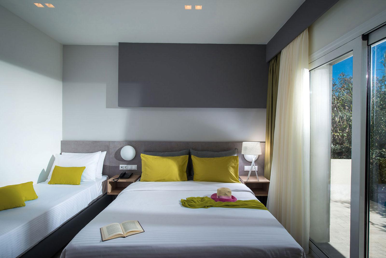 Enorme Armonia Beach (Adults Only) Gazi Buitenkant foto